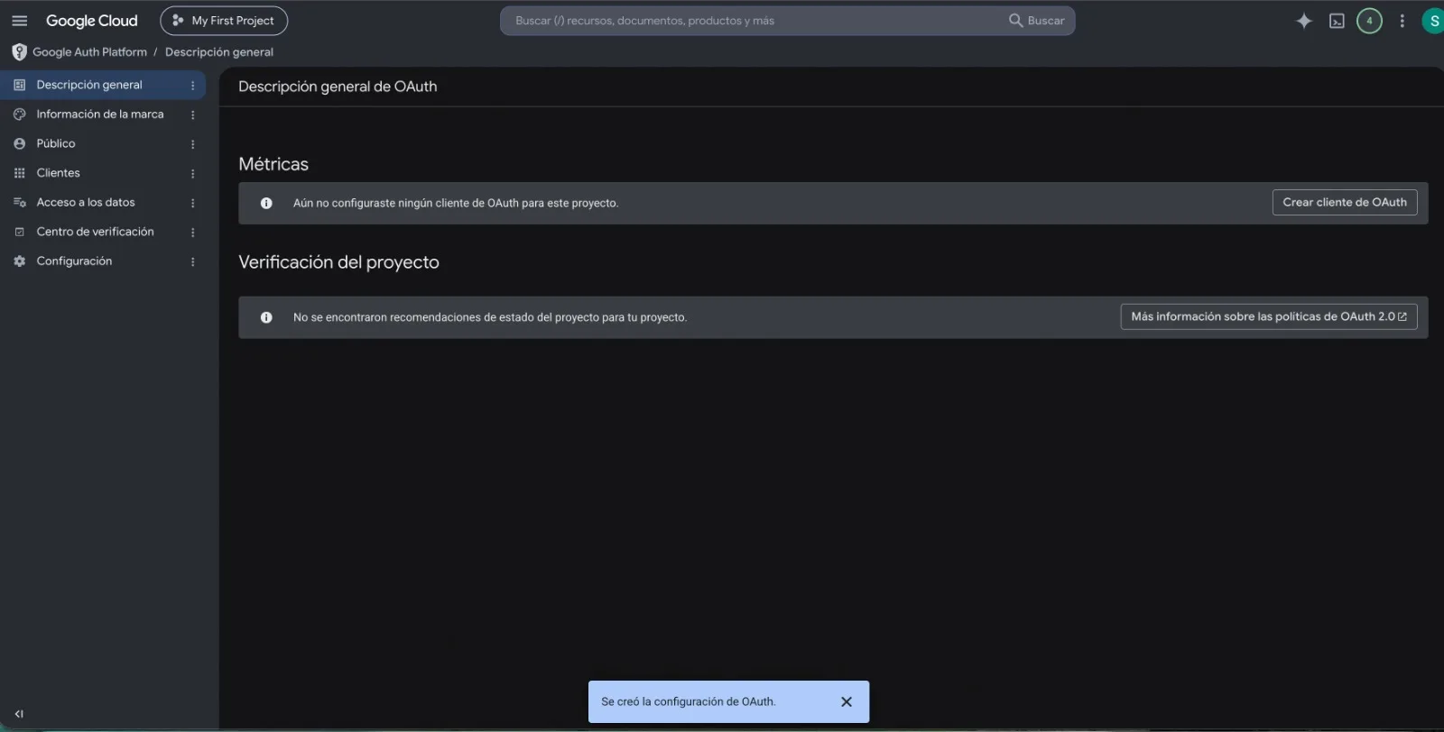 Descripción general de OAuth ya configurada, con el aviso de que se creó y el botón Crear cliente de OAuth